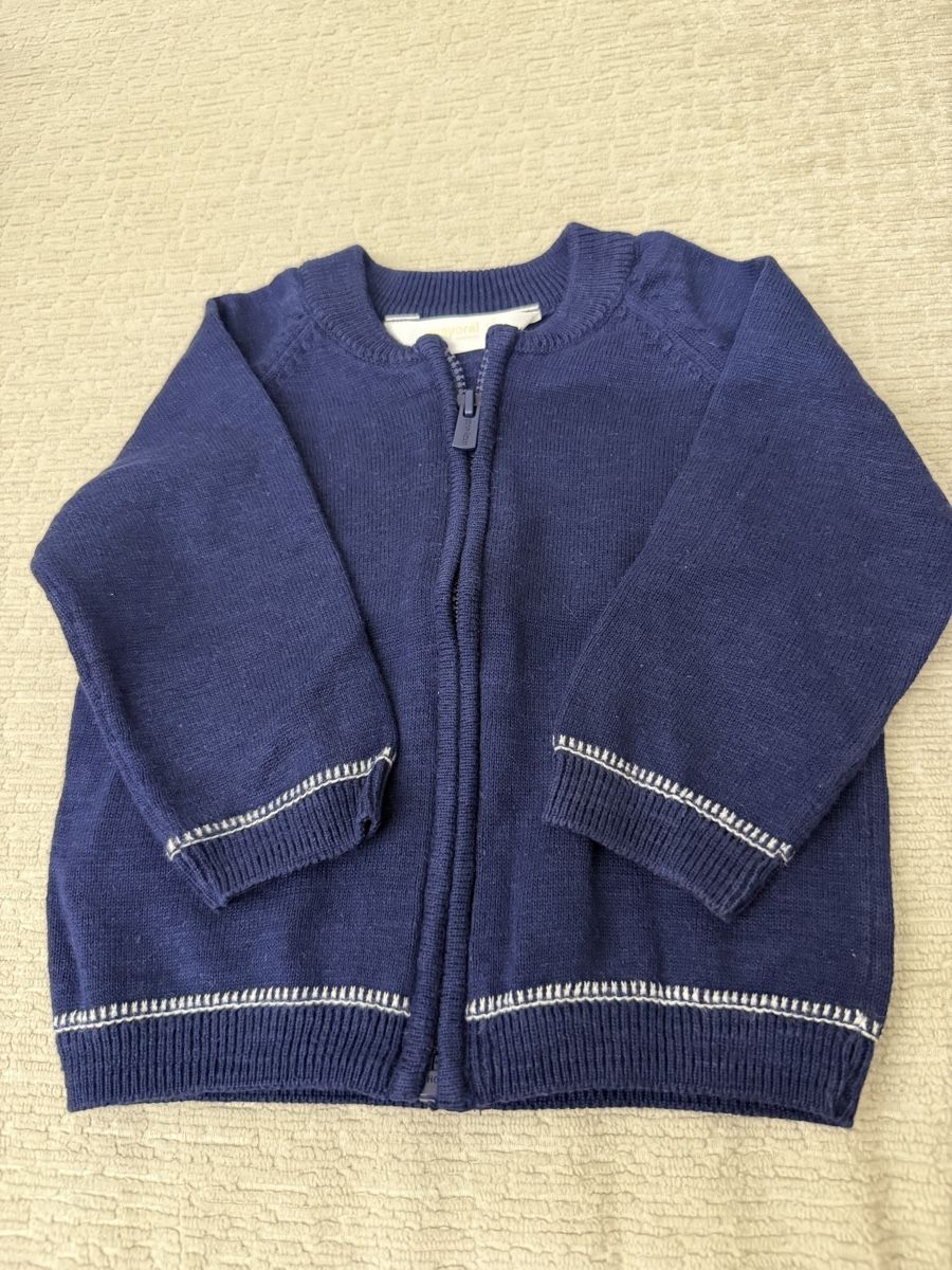 Mayoral Pullover & Sweatshirts: Jäckchen von Mayoral – Gebraucht aus Altendorf von Carcoura
