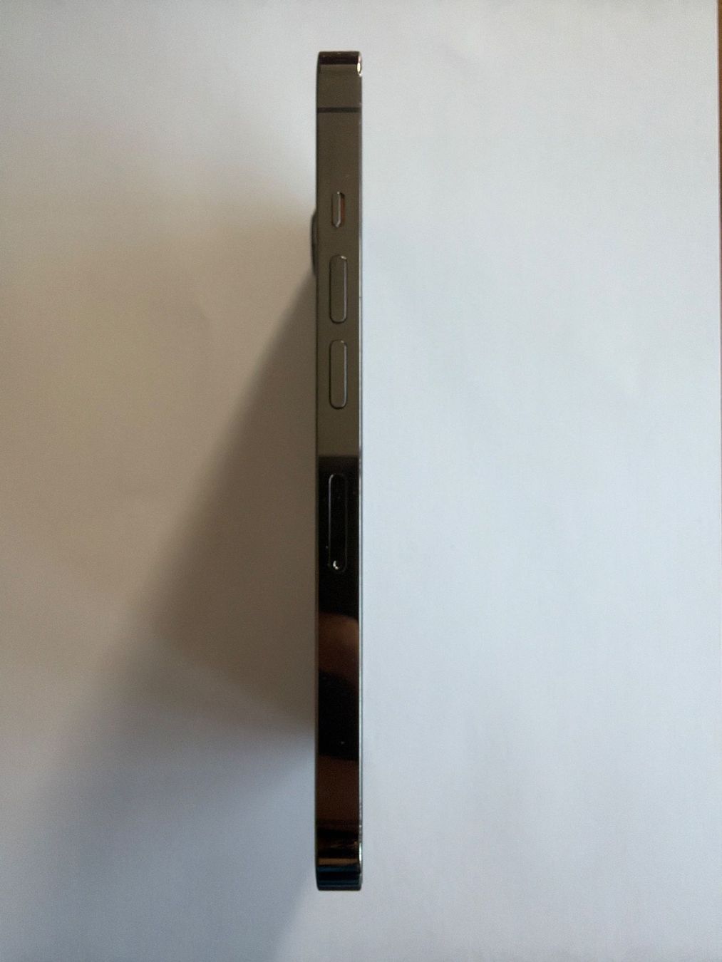 Apple Telefoni cellulari / Smartphones: iPhone 13 Pro|84% Battery(tested by Revendo)|256 GB|Graphit – Usato da Kaltbrunn venduto da leon.eliah 1