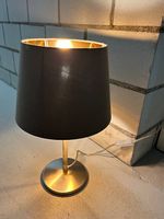 Nachttischlampe