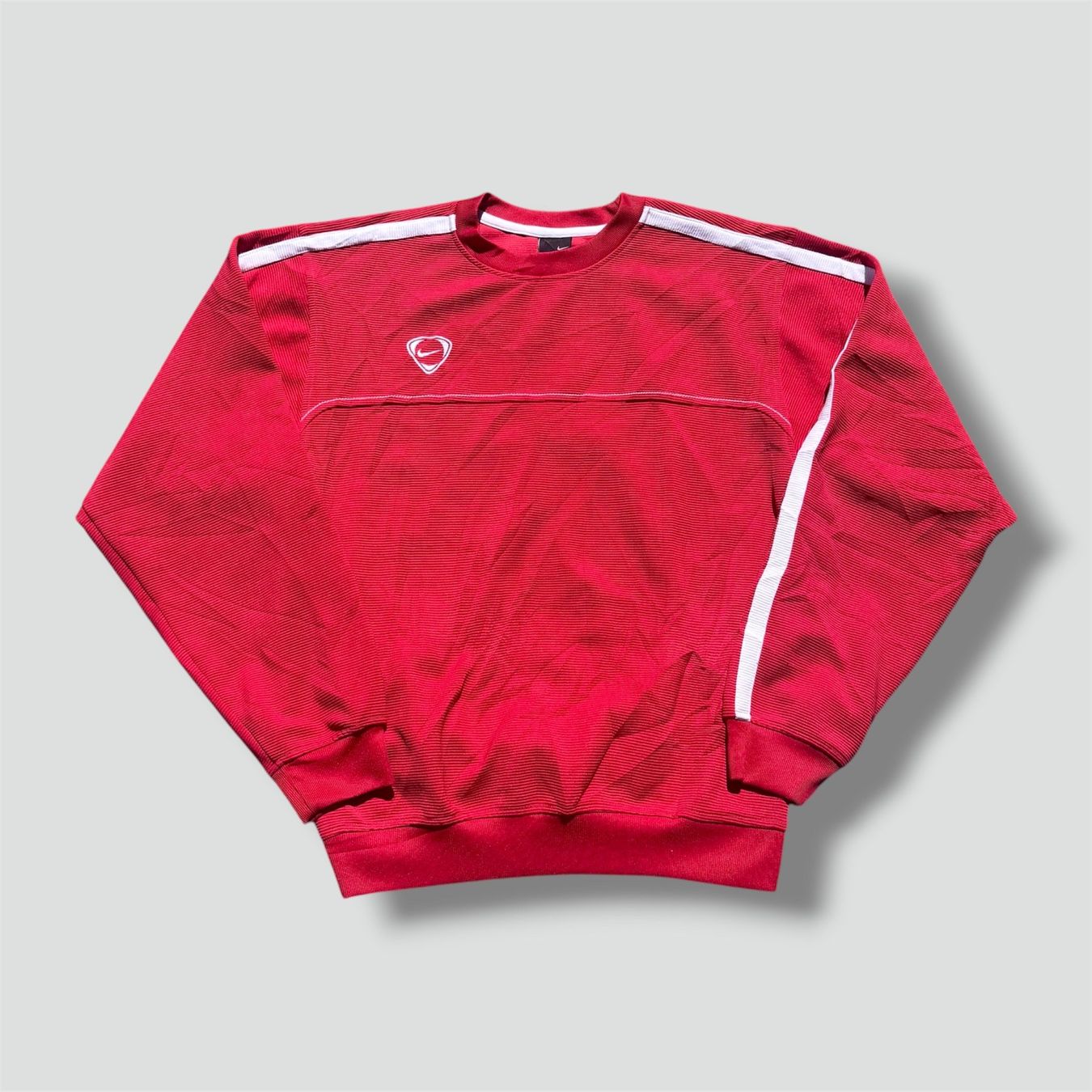Nike Pullover & Sweatshirts: Nike Shox retro red 00s sweatshirt pull pullover vintage – Gebraucht aus St. Gallen von sourced_limited
