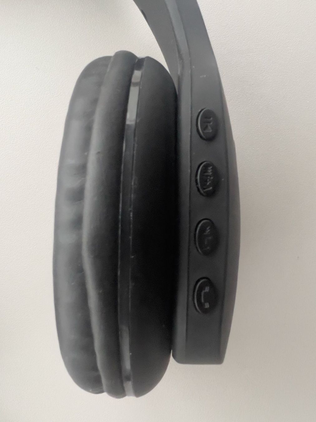 Kopfhörer: KOMC Bluetooth Headset – Top Zustand, mit Anleitung, super e – Gebraucht aus Richterswil von Krouvine 2