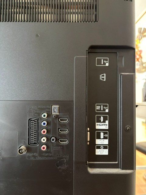 Sony Televisori: TV Sony KDL-40HX720 – Usato da Stadel b. Niederglatt venduto da Snowy2 1