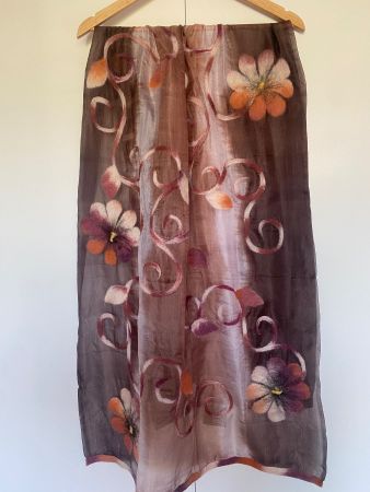 Foulard aus Seide und feiner Wolle/ Foulard en soie et laine