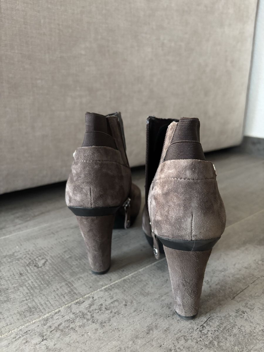 Geox Scarpe da donna: Bottines Geox, cuir véritable, taille 40 – Nuovo (secondo la descrizione) da Savièse venduto da aly_zc2h 1