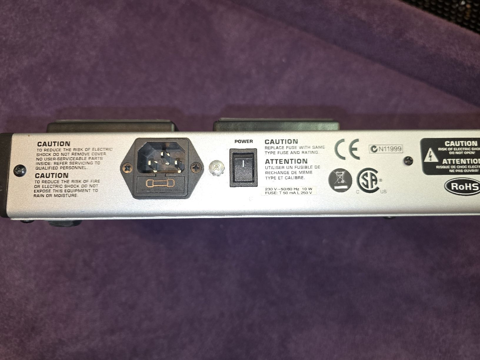 Behringer Strumenti musicali: FCB 1010 MIDI FOOTCONTROLLER – Usato da Zürich venduto da Antiquedealer 5