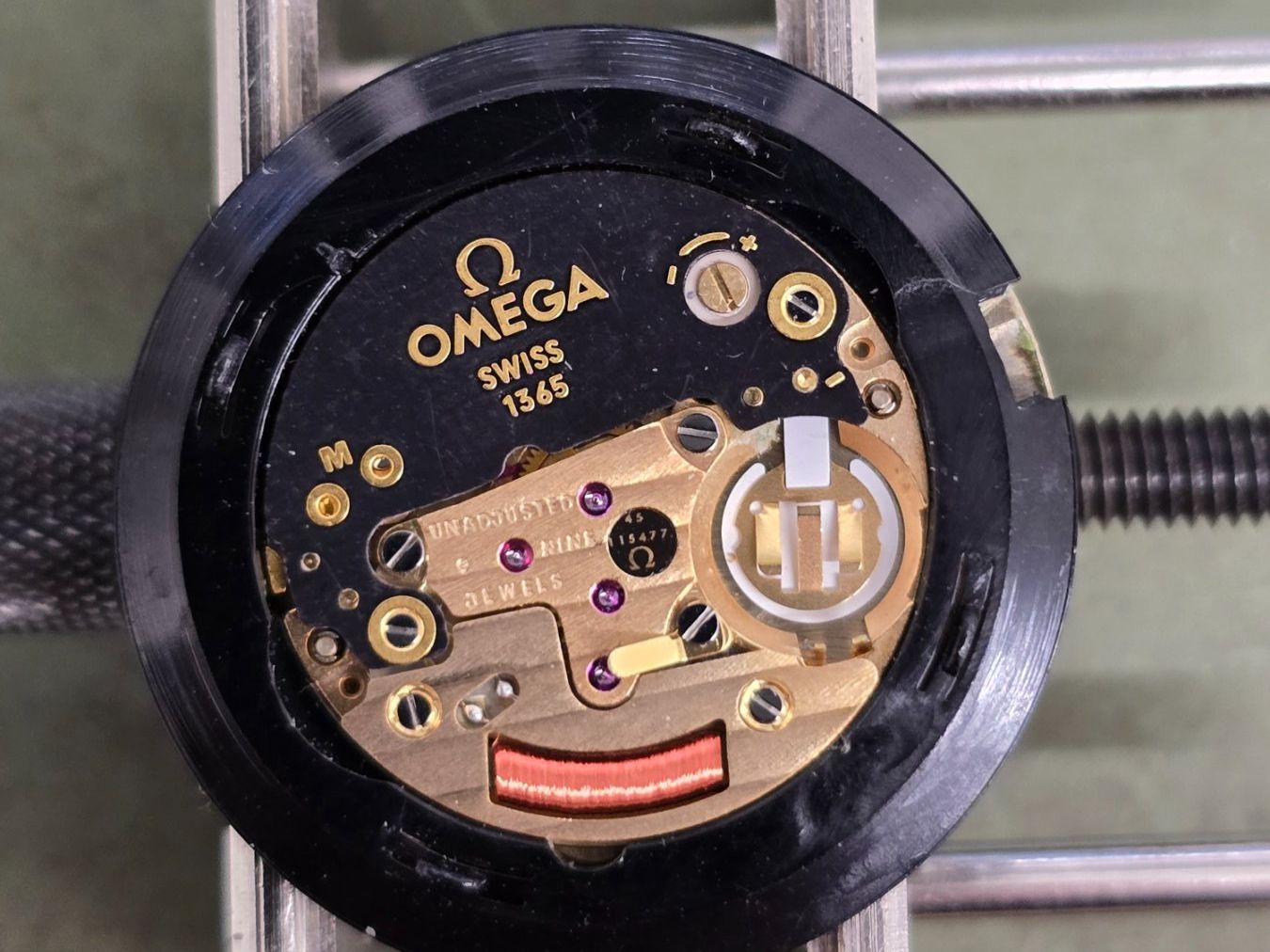 Omega Uhren: Mouvement Omega 1365 – Gebraucht aus Tramelan von Nirdan 4