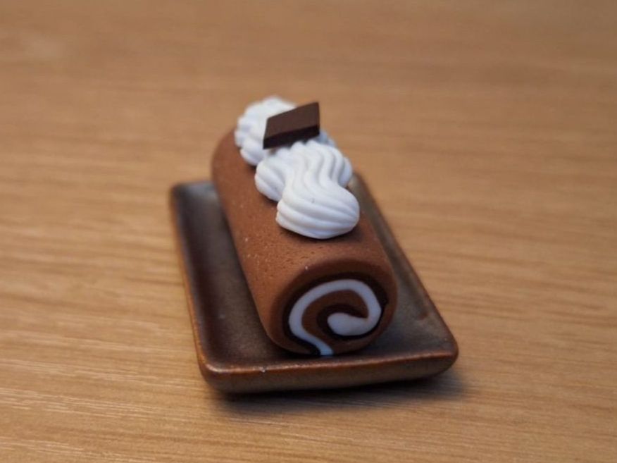 Case e mobili per bambole: Handmade Schoko Roulade – Nuovo (secondo la descrizione) da Zürich venduto da HandmadeTinyFood