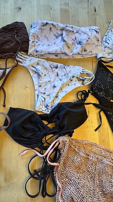 Costumi da bagno & Bikini: Verschiedene Bikinis Grösse S/M – Usato da Dardin venduto da l.a.d.i.n.a 2