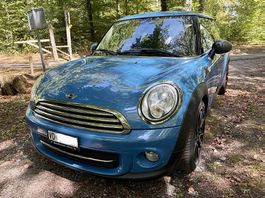 Magnifique Mini Cooper Bayswater Automatique