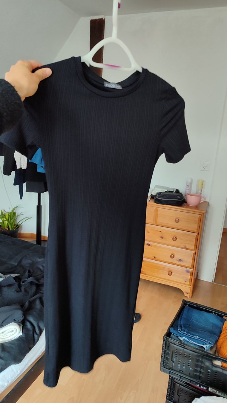 Robes: Kleid Inside schwarz Gr. S NEU – Neuf (Voir description) à Zürich par nic_xm7s 2