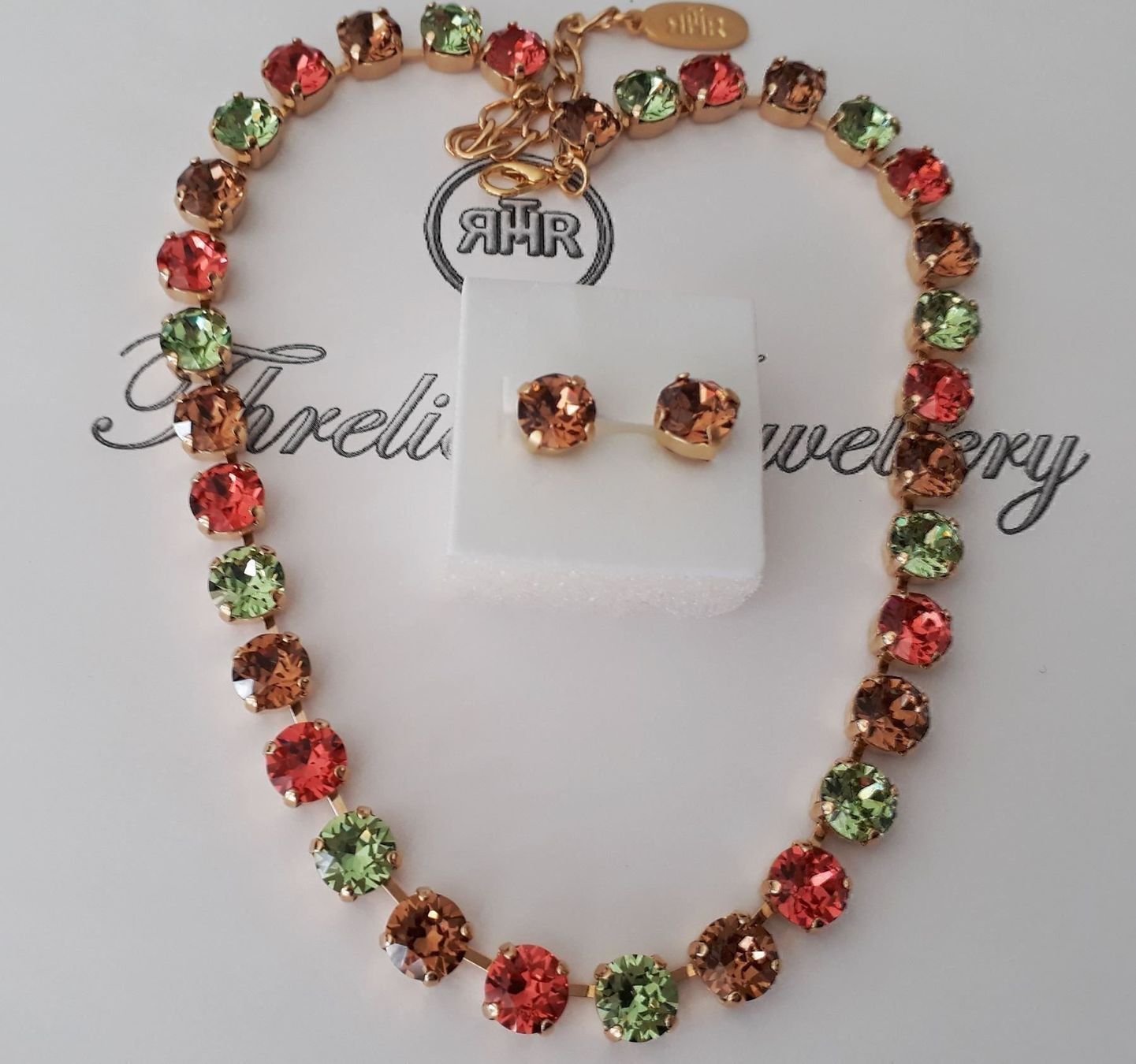Catenine: Threlion Moderschmuck-Set mit Kristallen – Nuovo e nell'imballaggio originale da Riehen venduto da Threlion