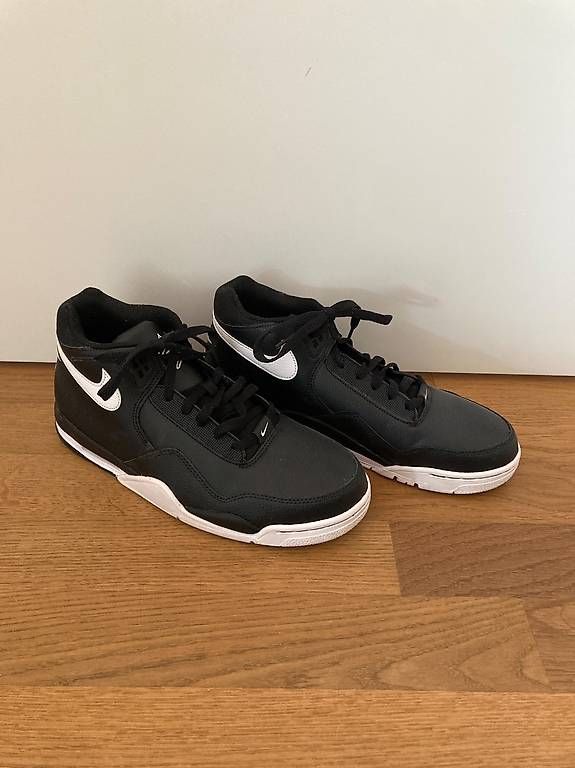 Herrenschuhe: Nike Air Gr. 44,5 – Gebraucht aus Luzern von Judith01112