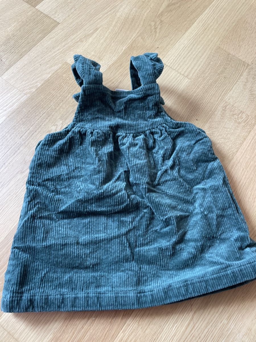 Vestiti & Gonne: Schönes Samtkleid von Smile 86 – Nuovo (secondo la descrizione) da Zürich venduto da Circularrocks 2