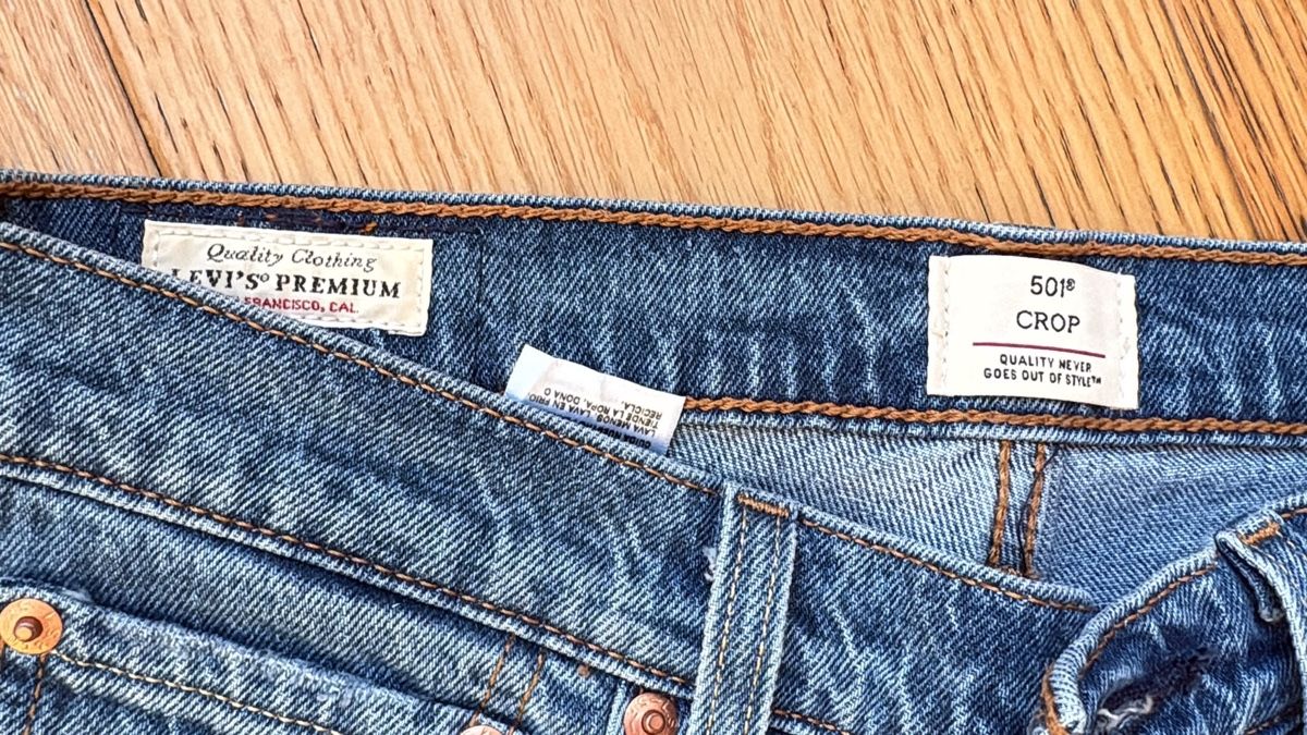 Levi's Jeans: Levi’s 501 crop – Gebraucht aus Montreux von princessleia 2