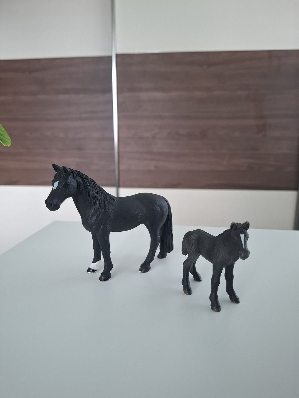 Schleich Spielzeuge: Schleich Fohlen und Wallach schwarz – Gebraucht aus Ballwil von Mirjam789