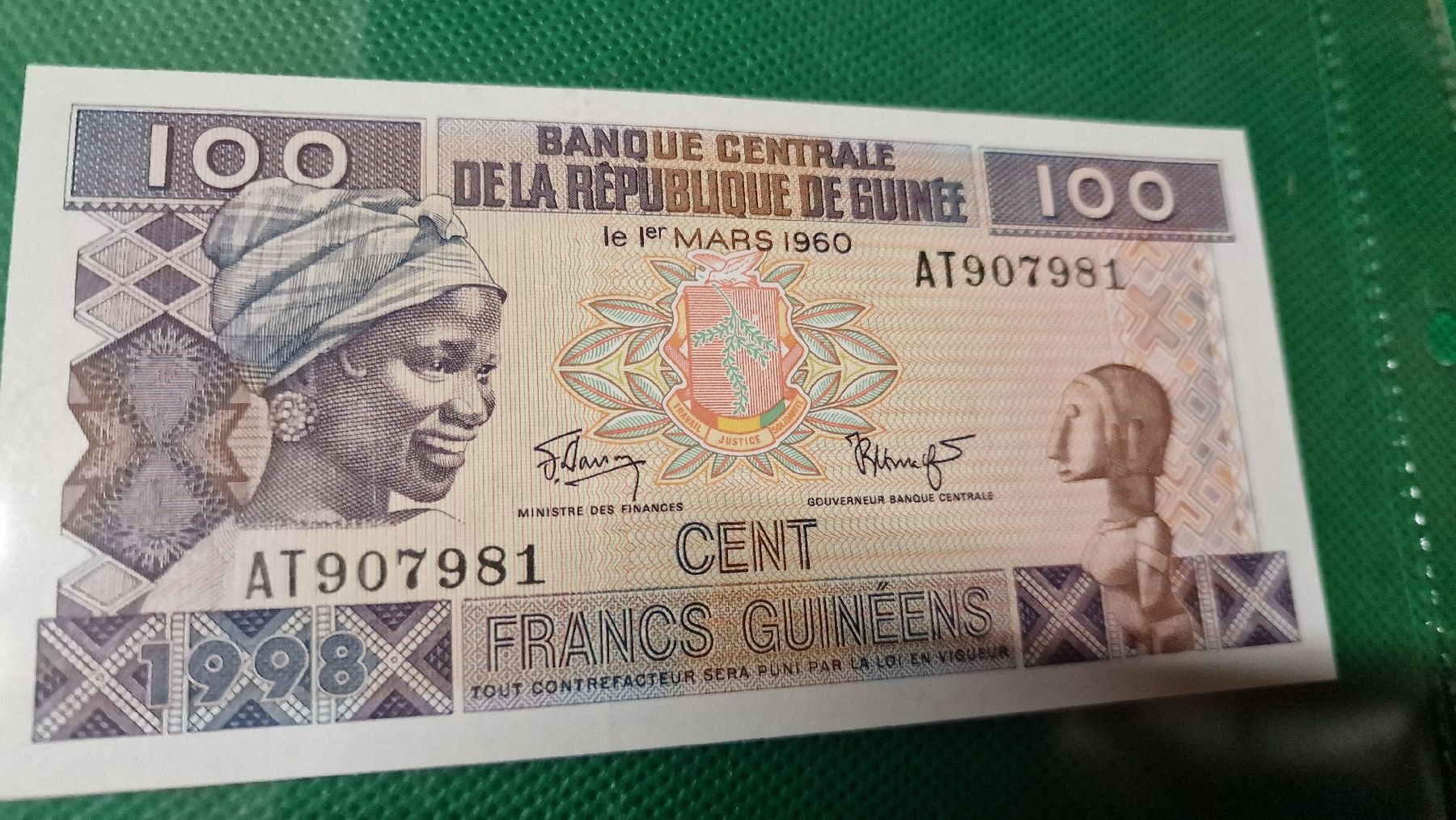 Banconote: Banknote Repúblique de Guinée 1960 – Nuovo e nell'imballaggio originale da Herisau venduto da Antiques.AR