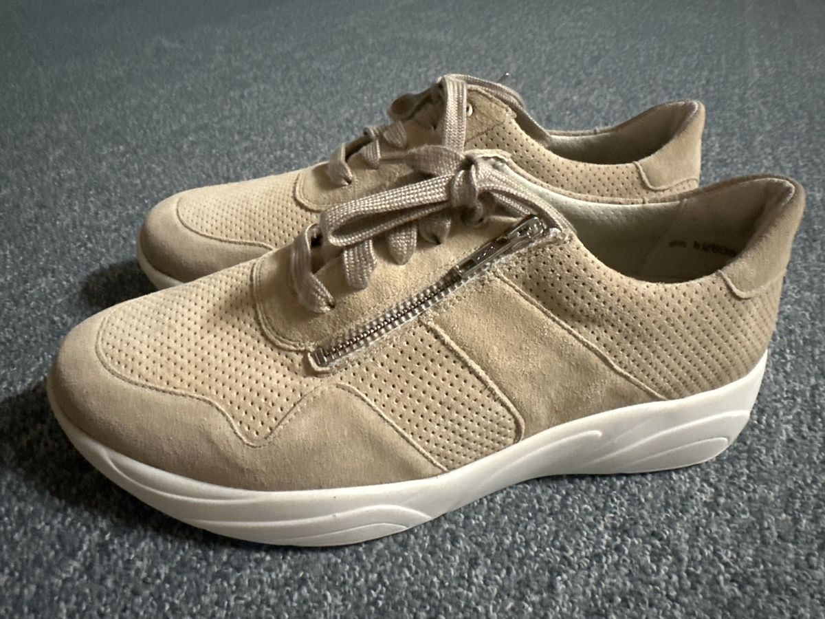 Scarpe da donna: Solidus Halbschuhe Gr 39.5 – Nuovo e nell'imballaggio originale da Baltschieder venduto da YmroBe 1