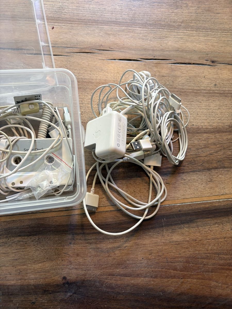 Apple Tragbarer Mediaplayer: I-Pod – Defekt aus Oberrieden von Resfauser 3