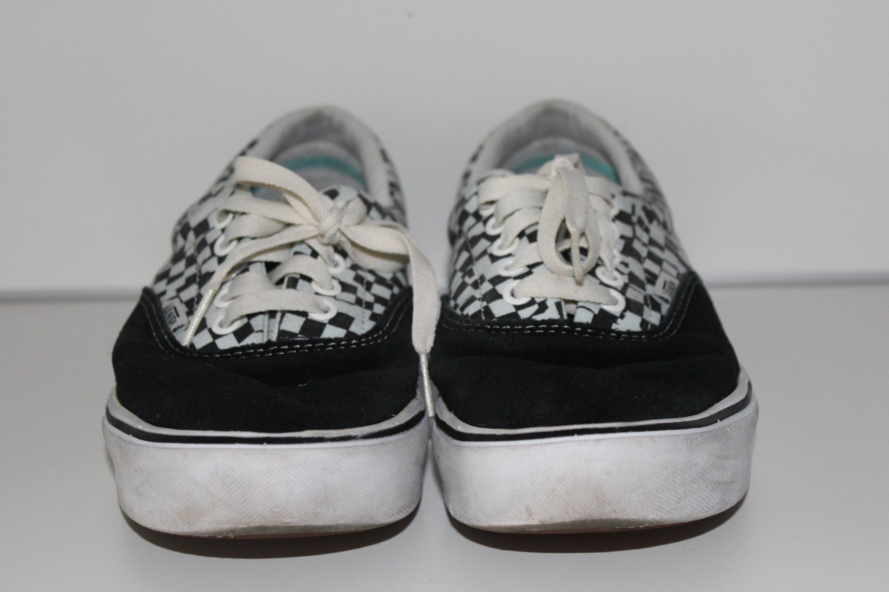 Vans Scarpe da donna: Vans Schuhe Gr.40 – Usato da zürich venduto da kira.jj 4