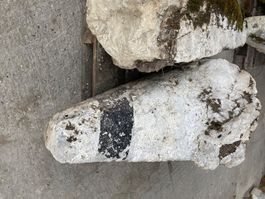 Verkehrspoller aus Jurakalkstein