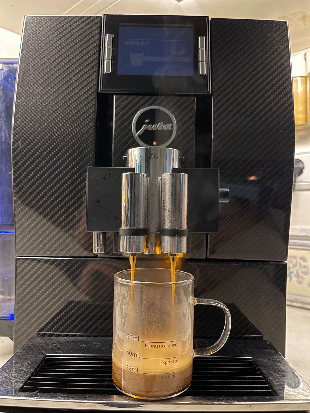 Jura Macchine per caffè & Macchine per espresso: Jura Z6 Carbon Limitierte Edition – Usato da St. Moritz venduto da Zestas 4