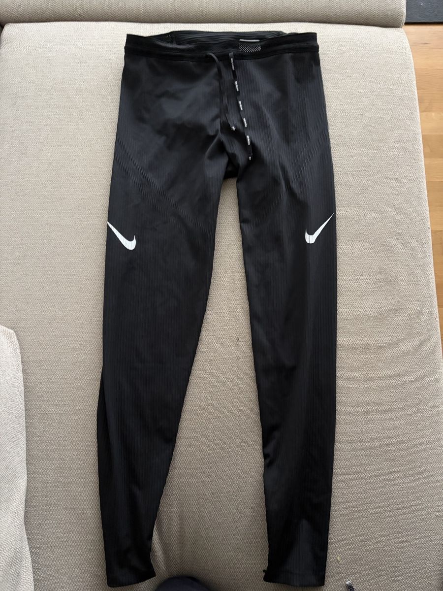 Nike Hosen: Nike Aeroswift M long  tights  – Gebraucht aus Zürich von von_sj9s