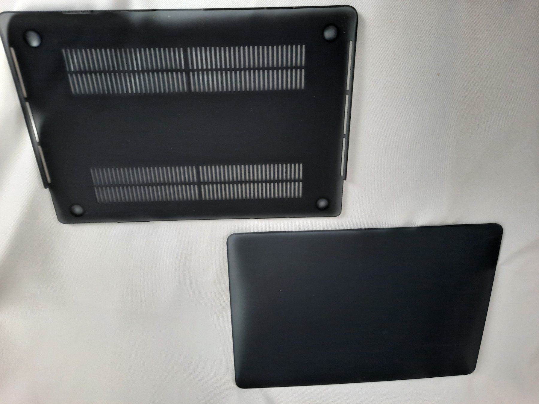 Apple Covers & Borse: HARDSHELL CASE FOR MAC 15 ZOLL – Nuovo (secondo la descrizione) da Beinwil am See venduto da Restwert_Beinwil 3