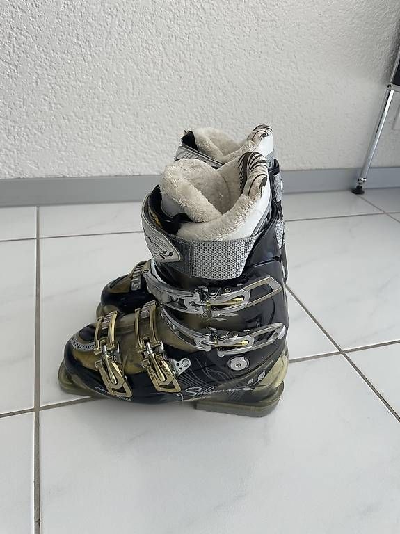 Chaussures hommes: Skischuhe Salamon 24.5 – D'occasion à Innerberg par shopp