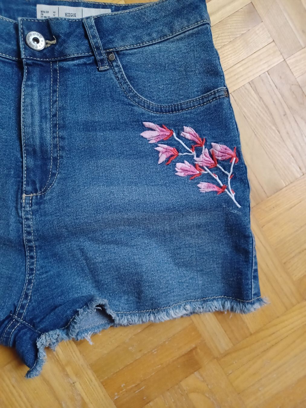 Jeans: short – Gebraucht aus Soyhières von 5jm_5czl 4