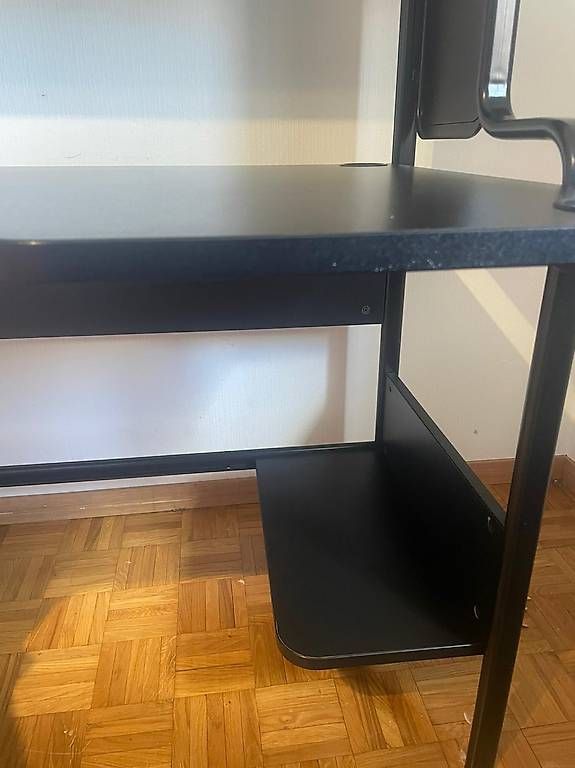 Bureaux: Bureau – Neuf avec emballage d'origine à Vevey par cat_tw2s 3