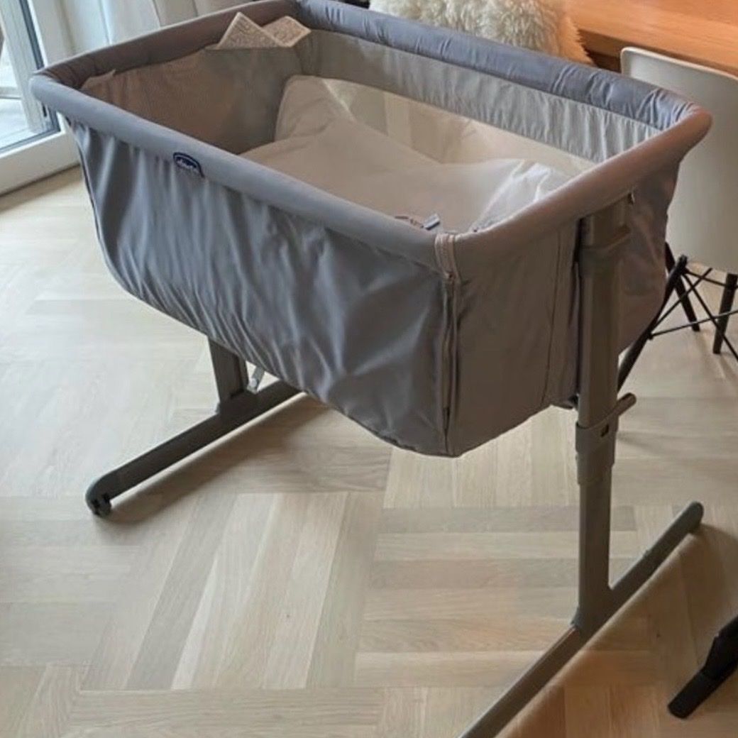 Chicco Culle: Chicco Next2Me CoSleeper bed – Nuovo (secondo la descrizione) da Zollikon venduto da C1nnam0n