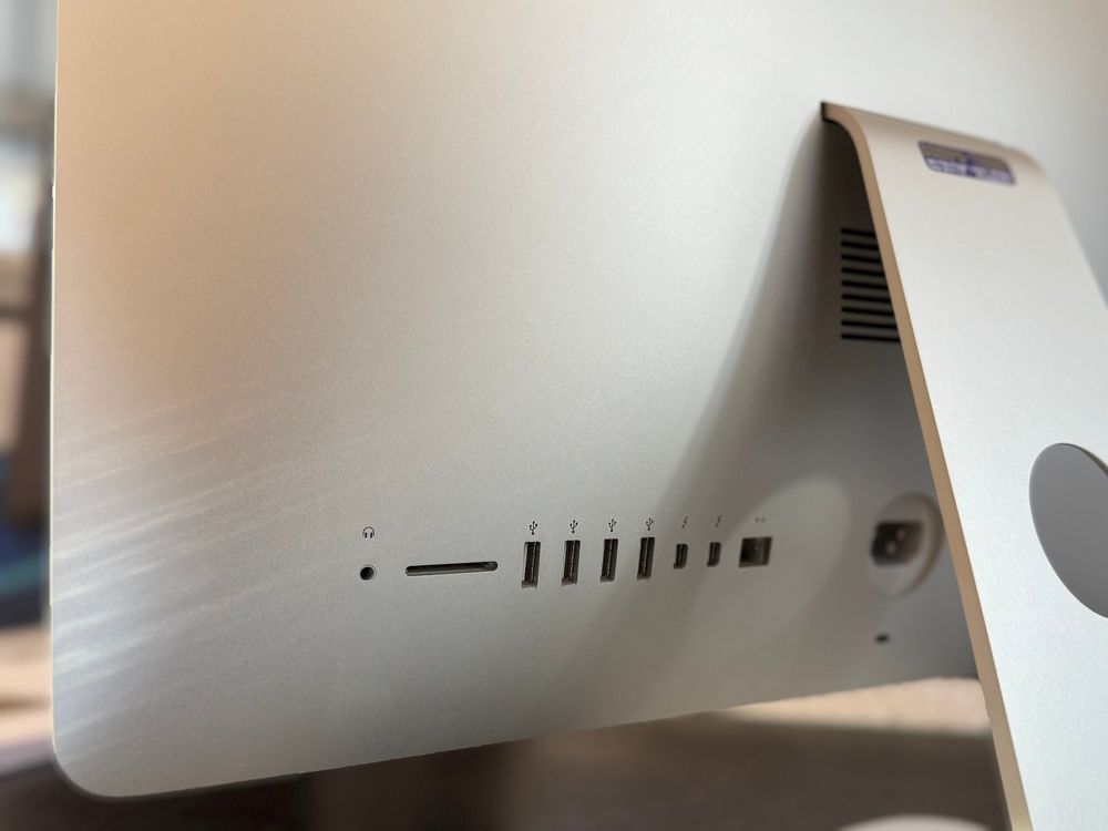 Apple iMac 21.5” (Late 2013) — i5 / 8 GB RAM / 1 TB HDD (Gebraucht