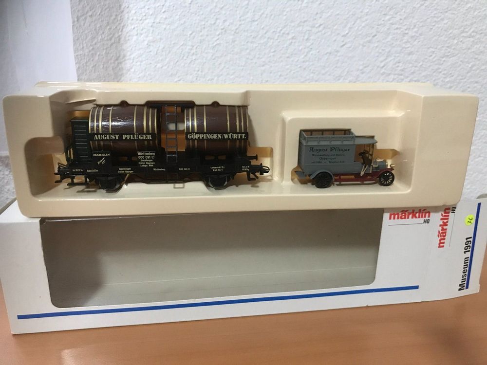 Märklin Profi 1 Museumswagen 1991 als Niederbordwagen mit Post-Lkw