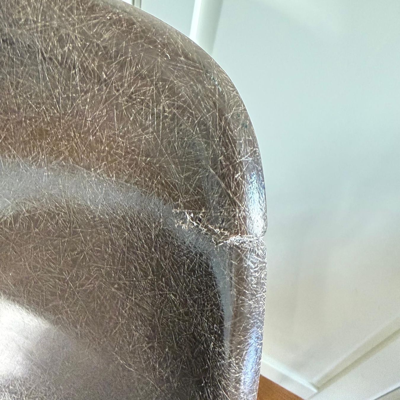 Vitra Sedie: Original Vintage Eames Fiberglass Chair – Usato da Zürich venduto da valentinacoluccia 3