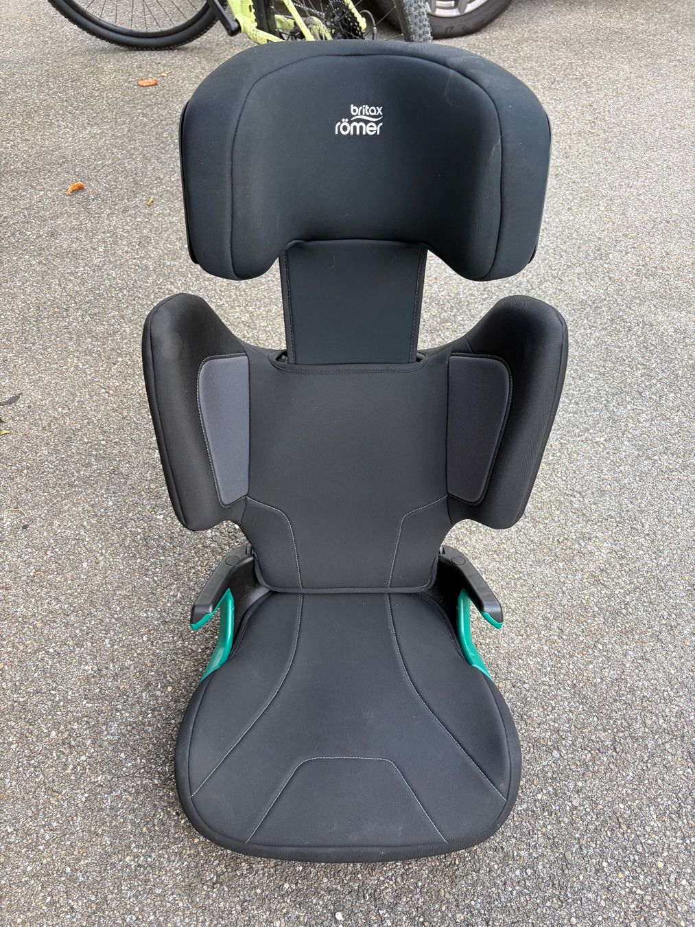 Britax Römer Seggiolini per auto: Britax Römer Hi Liner space black – Usato da Kilchberg venduto da Fabian055