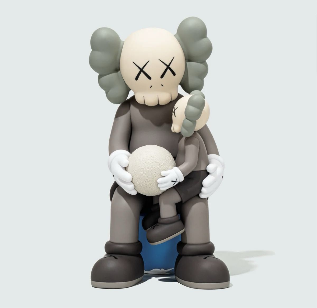 Statuette: KAWS:HOLIDAY THAILAND - Brown – Nuovo e nell'imballaggio originale da Lausanne venduto da Tintin032