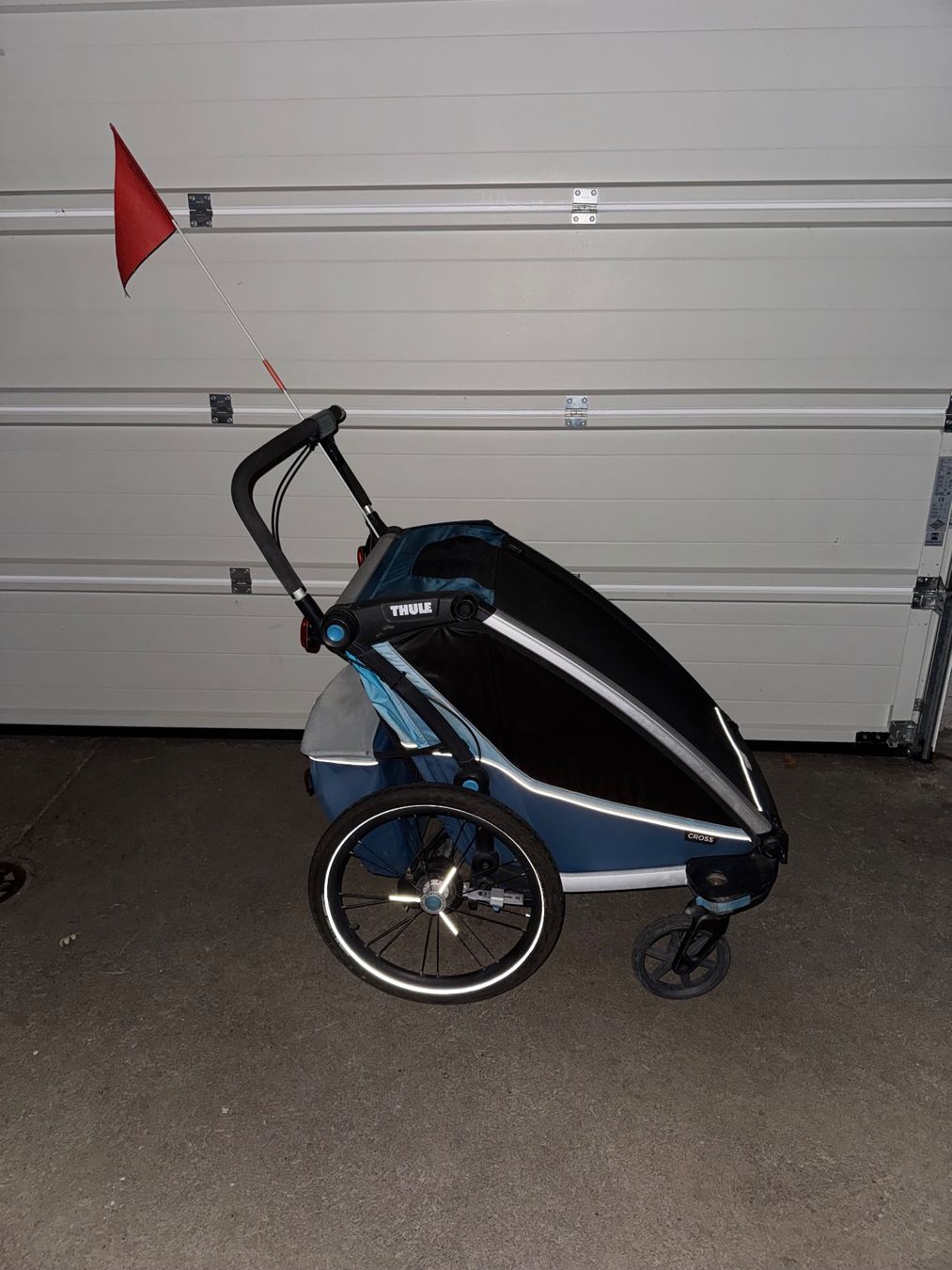 Thule Anhänger: Thule Chariot Cross 2 + skis & accessories – Gebraucht aus Zürich von CircularEco 8