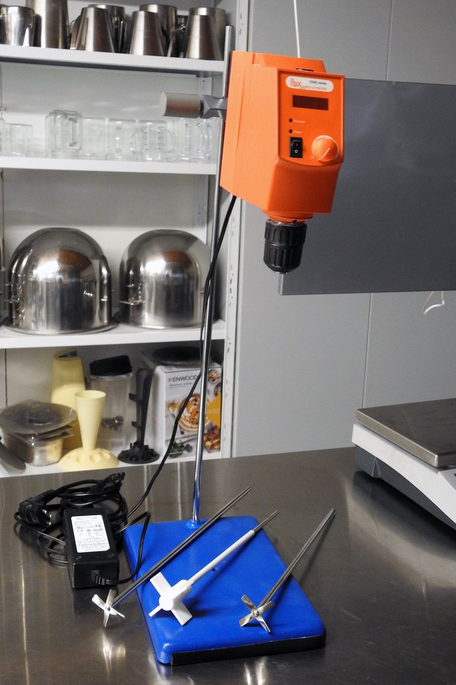 Tutti gli attrezzi: DIGITALER ÜBERKOPFRÜHRER OS40 Laborgerät – Usato da Wittenbach venduto da rbstore 2