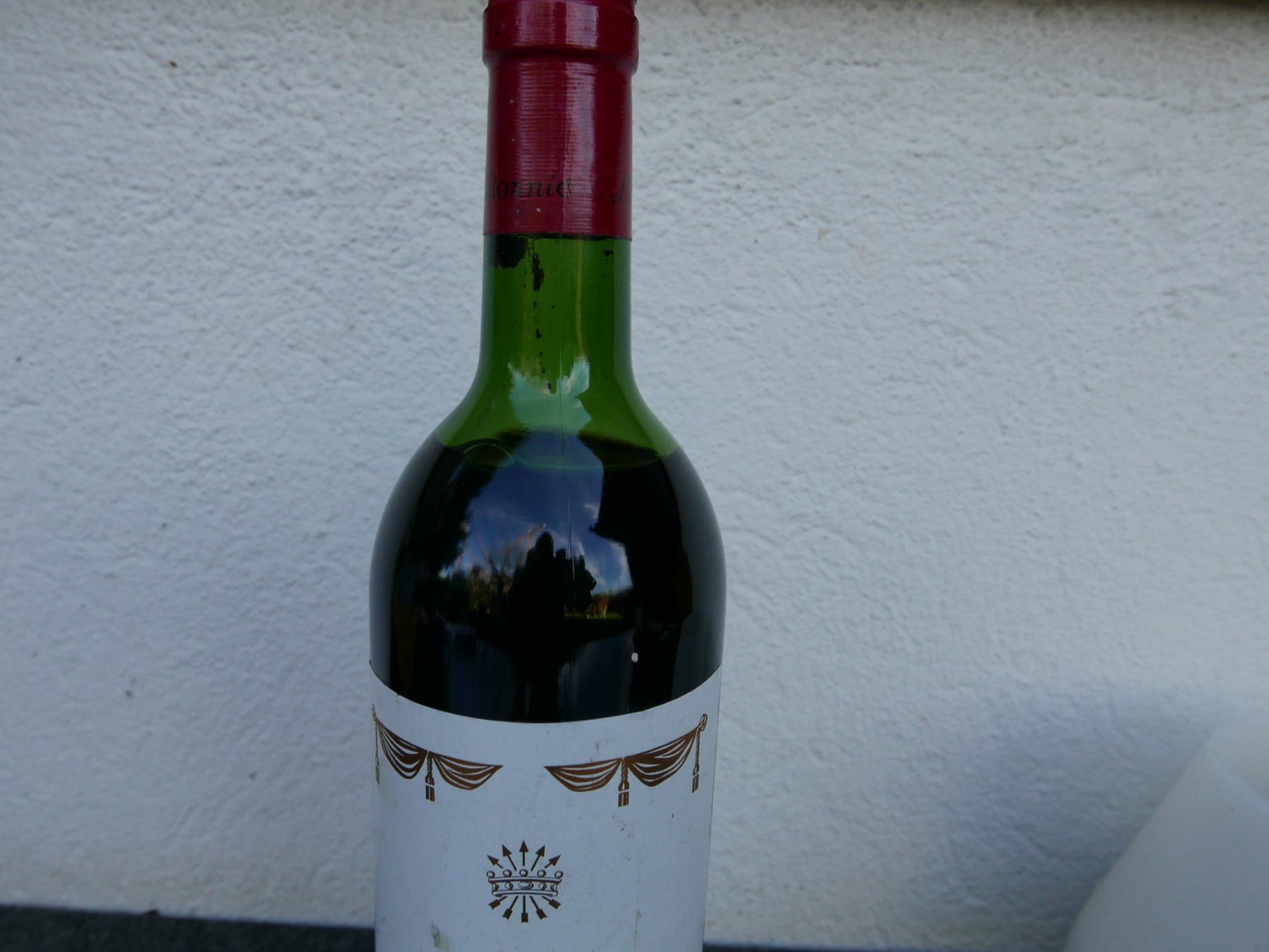 Mouton Rothschild Vino: Mouton - Cadet Bordeaux 1982 – Nuovo e nell'imballaggio originale da Rotkreuz venduto da nigal 4