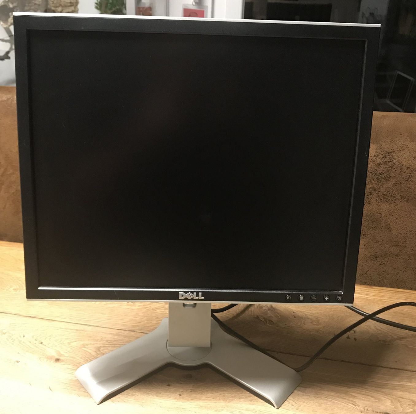 Dell Monitore: Computerbildschirm DELL 19 Zoll – Gebraucht aus Guntershausen von Gloominati 1