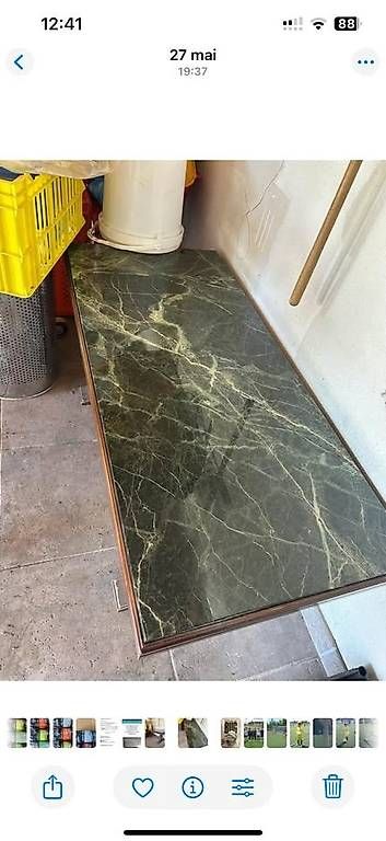 Tavoli: Table basse plateau en marbre – Usato da Onex venduto da VeGe_artiste