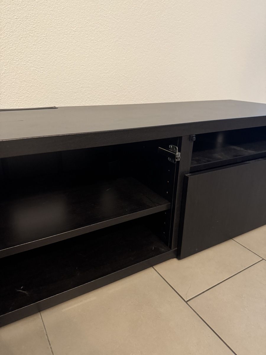 Ikea Mobili TV: Sideboard Ikea Besta – Usato da Kaltbrunn venduto da Chayenne98 1