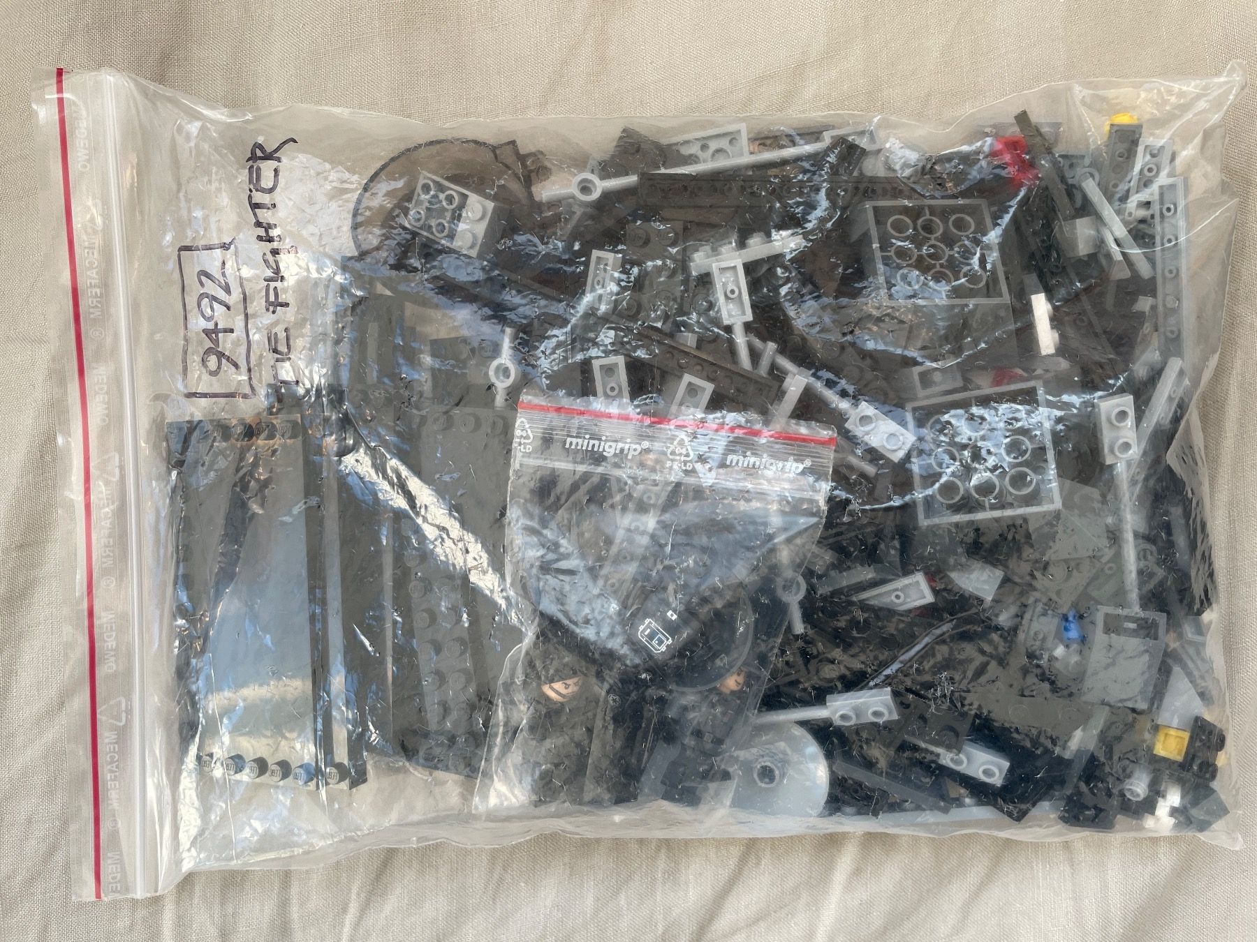 Lego Kit di costruzioni: LEGO Star Wars 9492 TIE Fighter – Nuovo (secondo la descrizione) da Wil SG venduto da blitzeblanko 1