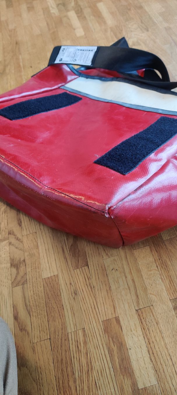 Freitag Taschen: FREITAG Kuriertasche – Gebraucht aus Oberkulm von Rzvogel 5