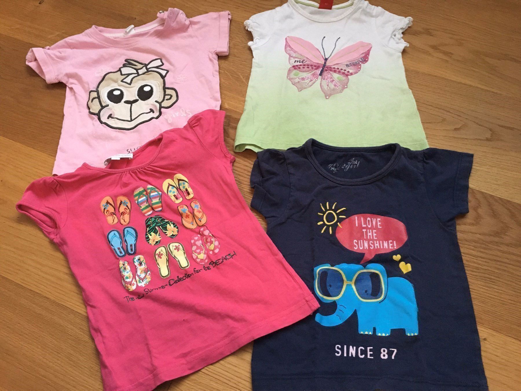Lotti & Set di vestiti: 4 T-Shirts Gr.80/86 – Usato da Sarnen venduto da Pinoccio6