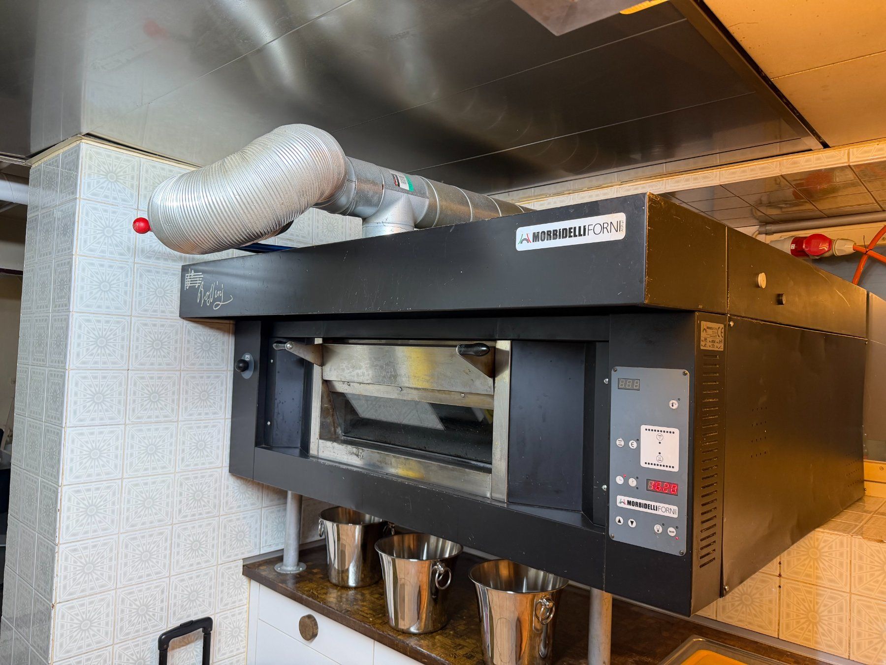 Pizzaofen: Profi Pizzaofen – Gebraucht aus Adliswil von SirLorenz