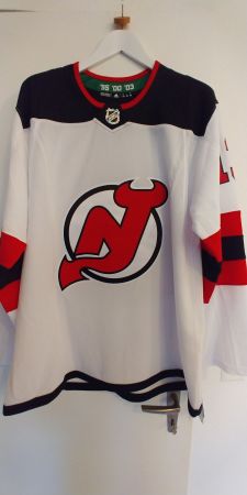 Maillot de hockey signé Hischier