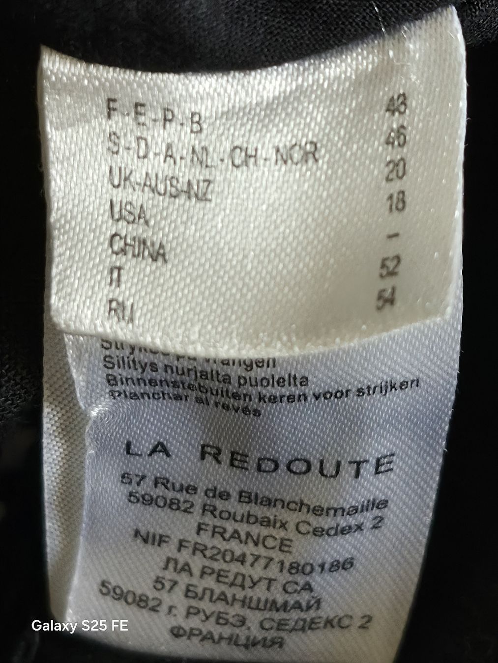 Vestiti: Robe en lin noire 44/46 – Usato da Bern venduto da dasgesuchtobjekt 4