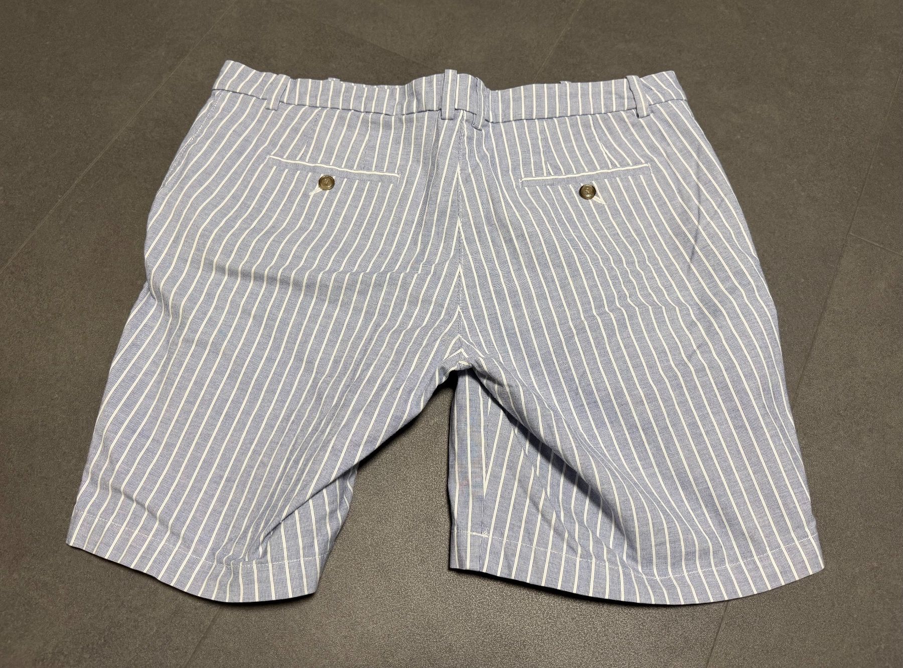 Esprit Pantaloni: Esprit Shorts, gestreift, Gr. 42 – Usato da Münchenbuchsee venduto da dumle 1