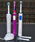 3 x Elektrische Zahnbürste Braun Oral-B brosse à dents